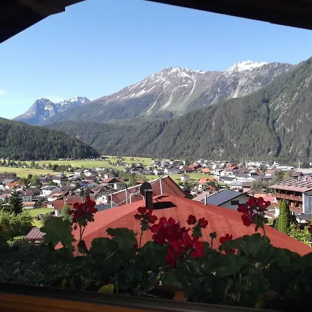 Haus Domenig * Umhausen