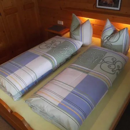 Apartment Haus Domenig *